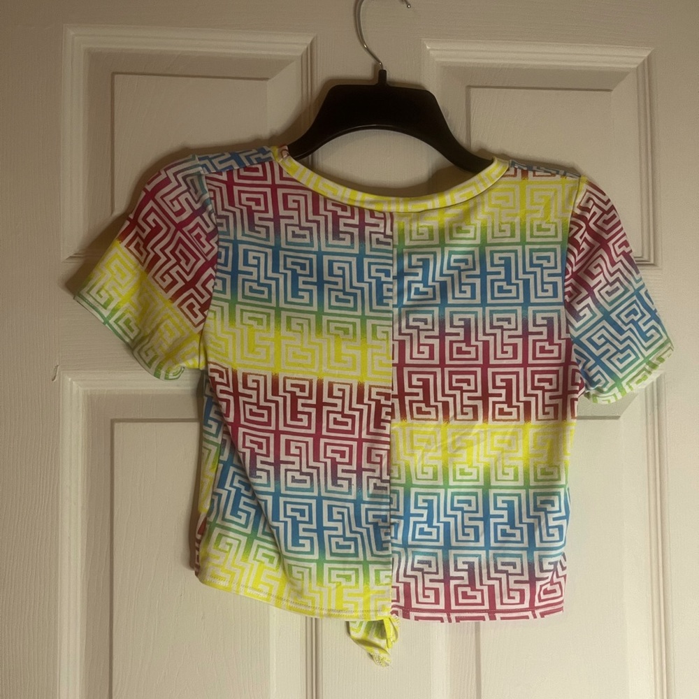 Two piece colorful outfit, size is small
